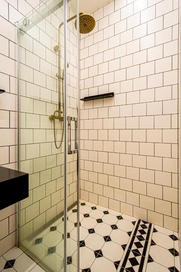 4 Bedrooms 130M2 Apartment At The Main City Square Prag Exterior foto